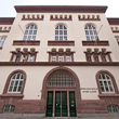 Informationen zur Restaurierung staatl. Handelsschule Hamburg.