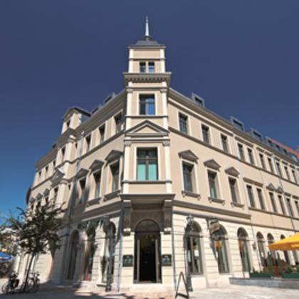 Bild Referenz "Rekonstruktion der historischen Eckfassade - Geschäftshaus "Goldener Anker" in Zwickau"