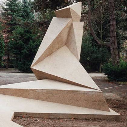 Bild Referenz "Denkmal der "Märzgefallenen" Walter Gropius 1920 in Weimar, Bauhaus-Stil"